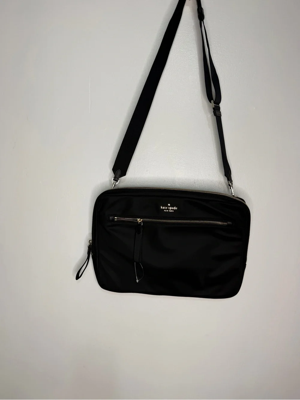 Kate Spade New York Women's Chelsea Nylon Laptop Messenger Handbag (Black NWOT